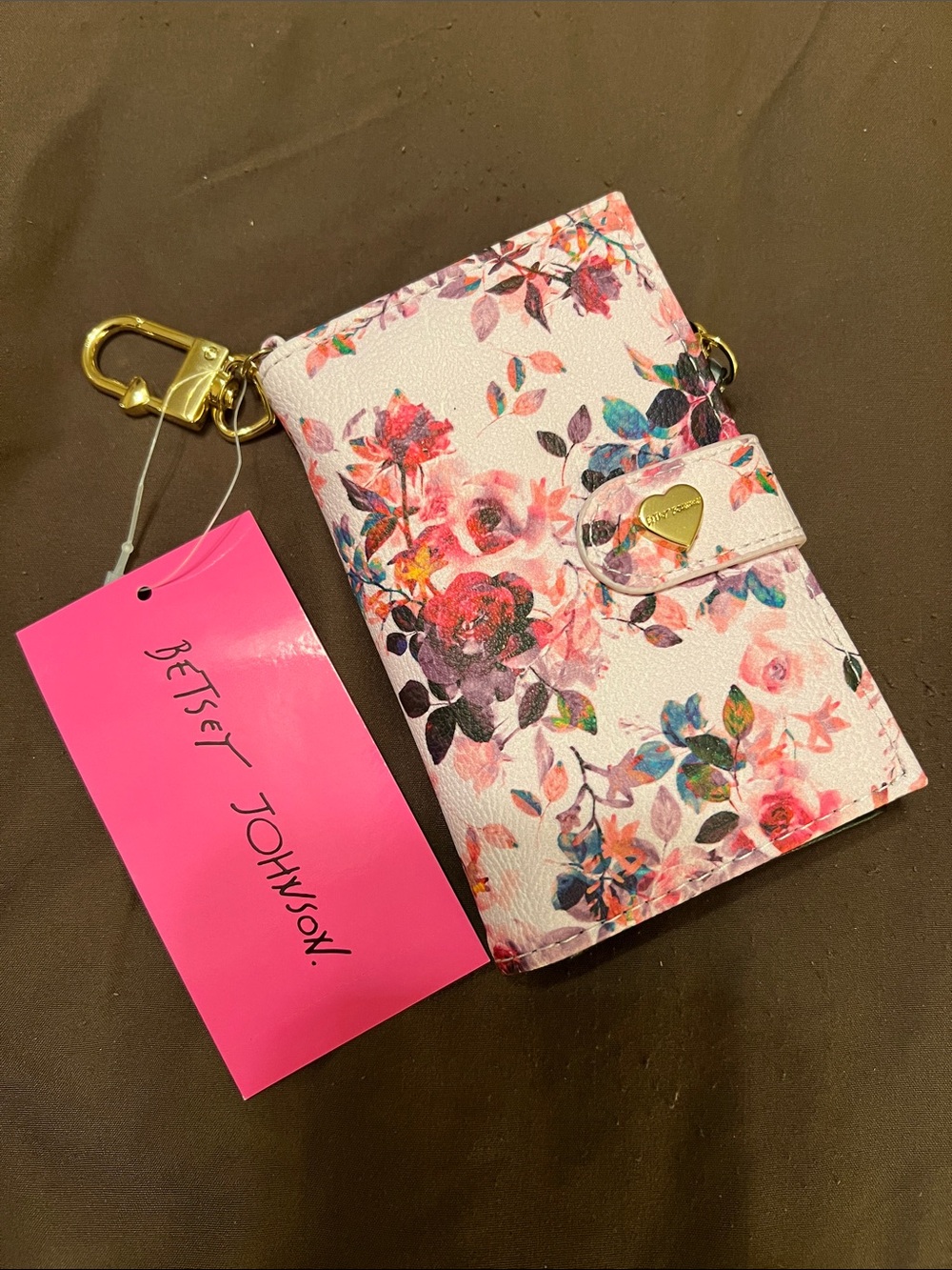 NWT Betsey Johnson Pink Floral Card Case with Gold Heart Hardware